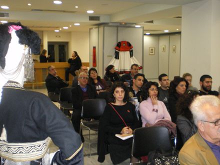 Έκθεση στο Παγκόσμιο Πολιτιστικό Ίδρυμα Ελλήνων Διασποράς 25-29 Νοεμβρίου 2009 & Παρουσίαση του βιβλίου «Η Ελληνική ενδυμασία το ιστορικό οδοιπορικό της και ο κοινωνικός της ρόλος», φωτογραφία 3 από 11